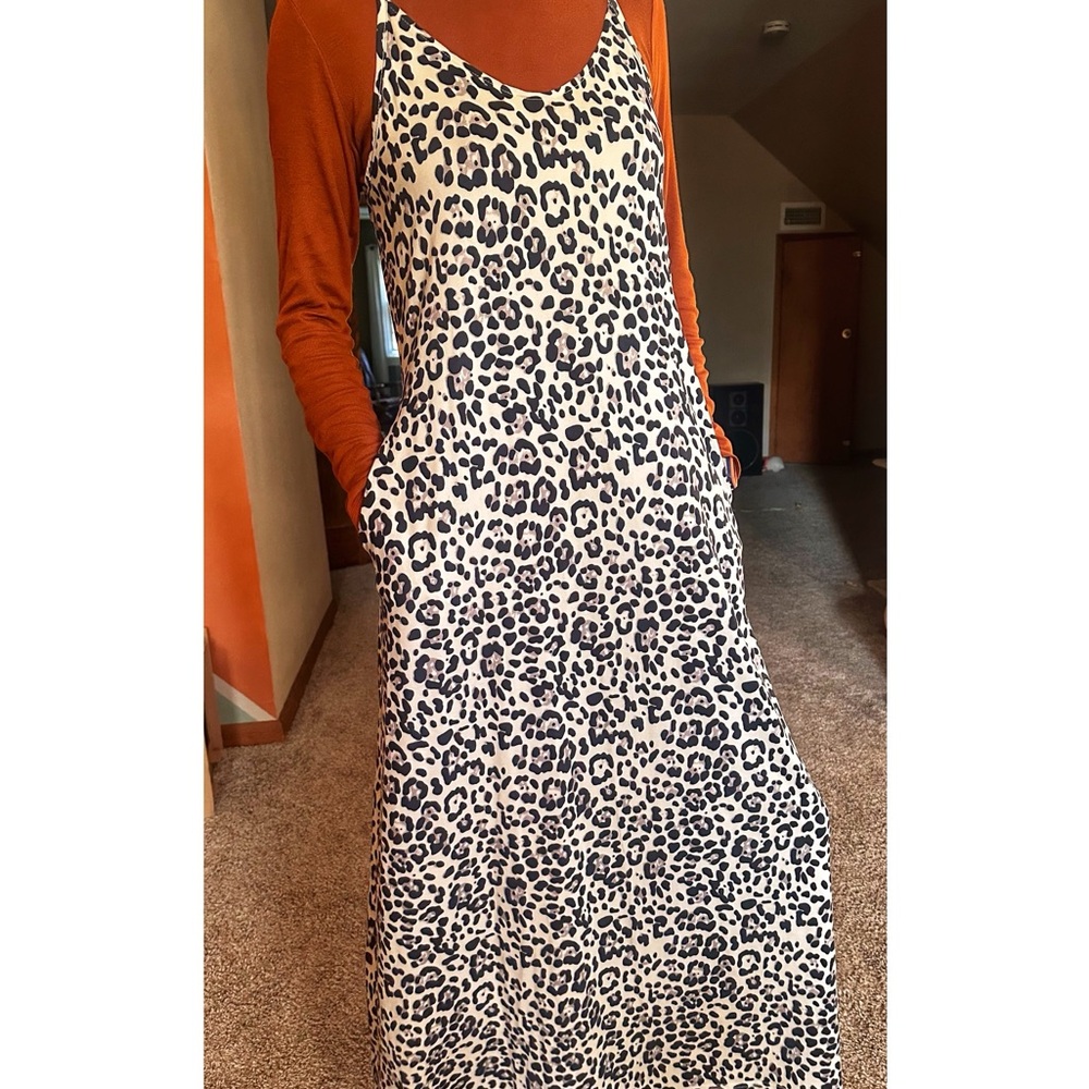 Leopard Print Maxi Dress with Pockets